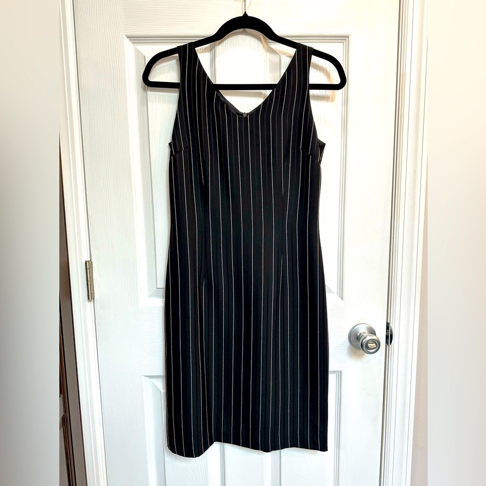 Isabel Ardee Neiman Marcus black with stripes sleeveless dress size 2